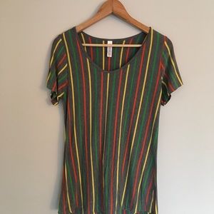 Lularoe Simply Comfortable T-shirt Size Medium